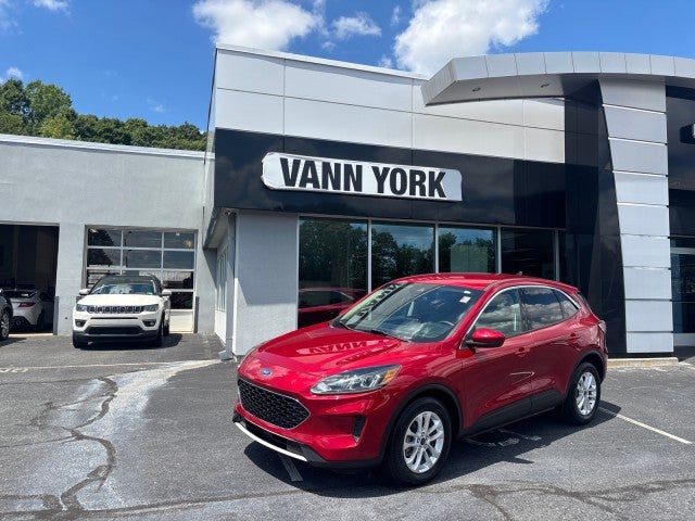 2020 Ford Escape SE