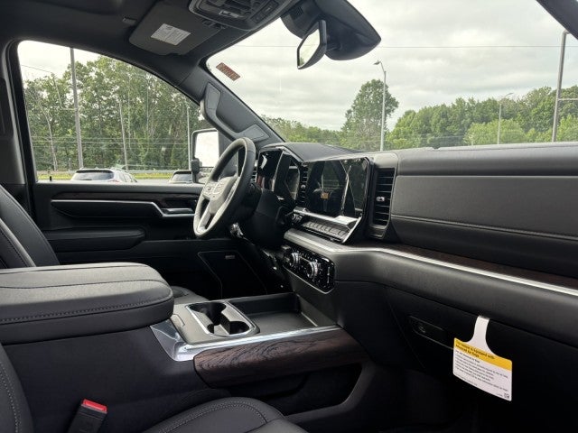 2026 GMC Sierra 3500 HD SLT DRW