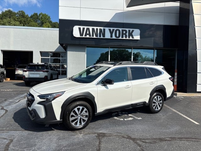 2025 Subaru Outback Premium