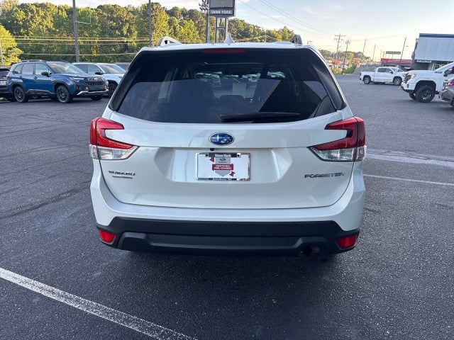 2022 Subaru Forester Premium