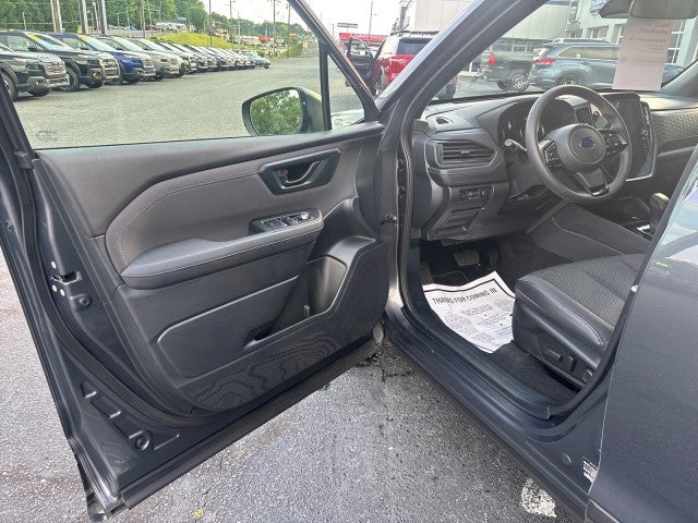 2025 Subaru Forester Premium - Photo 9