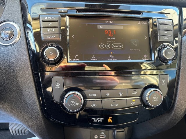 2022 Nissan Rogue Sport SV