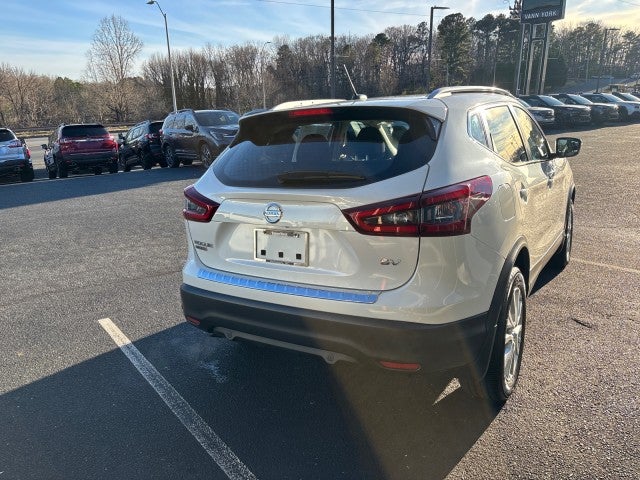 2022 Nissan Rogue Sport SV