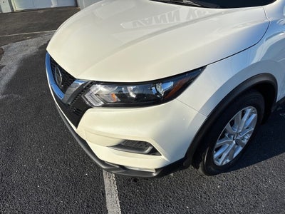 2022 Nissan Rogue Sport SV