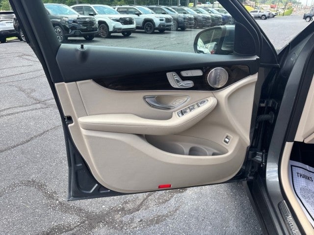 2021 Mercedes-Benz GLC GLC 300
