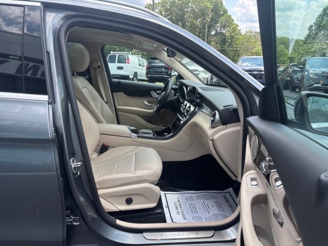 2021 Mercedes-Benz GLC GLC 300