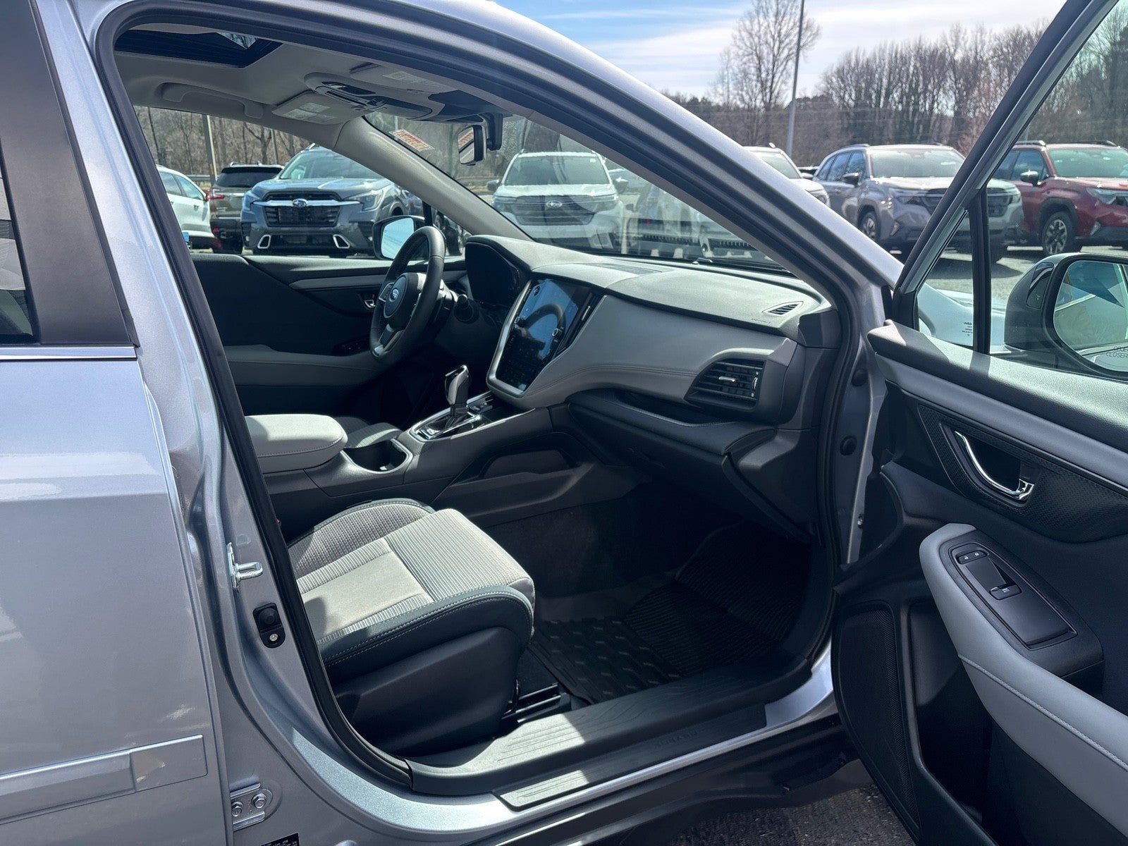 2025 Subaru OUTBACK Premium