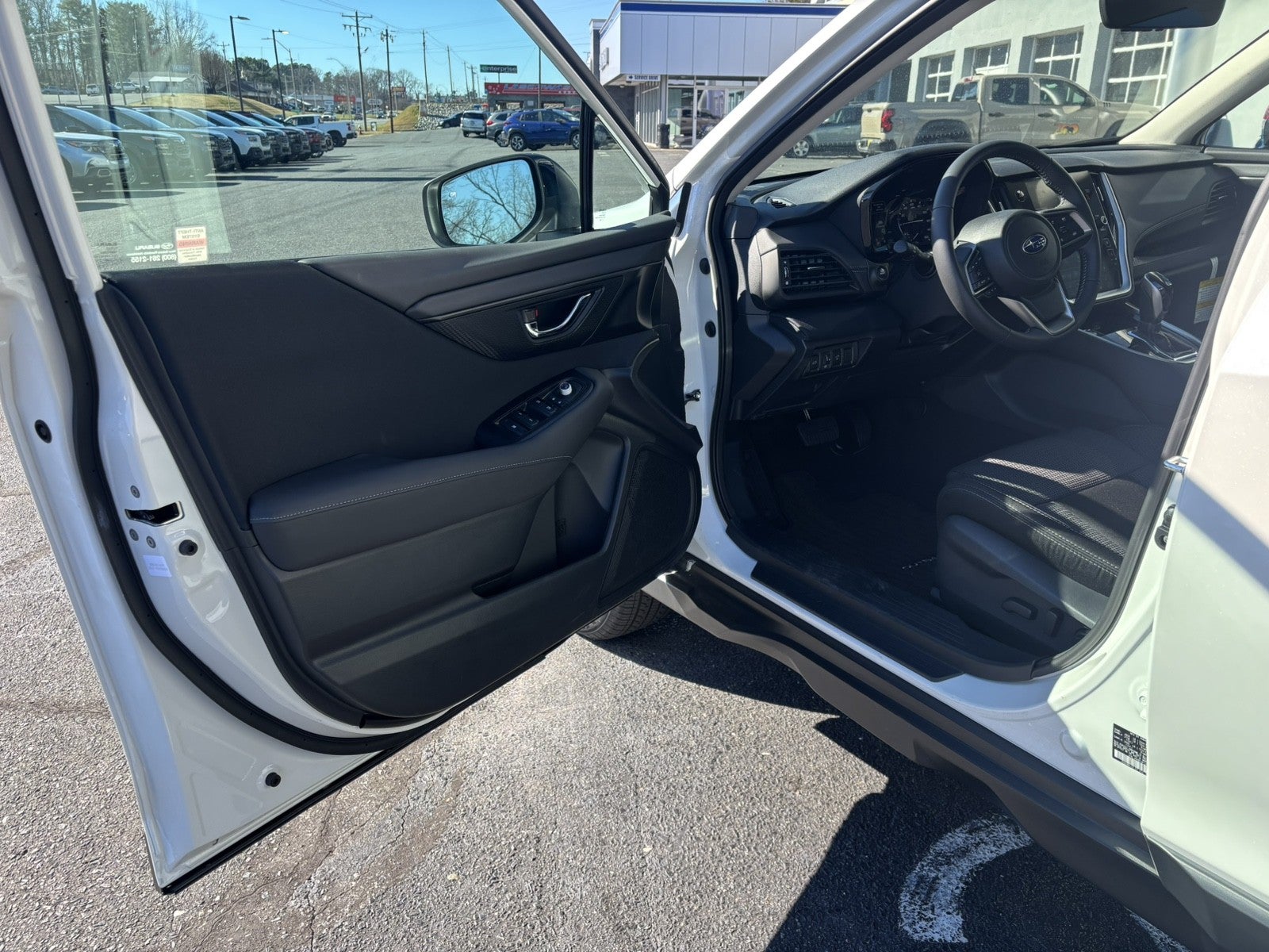 2025 Subaru OUTBACK Premium