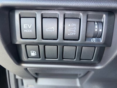 2026 Subaru FORESTER Limited Hybrid