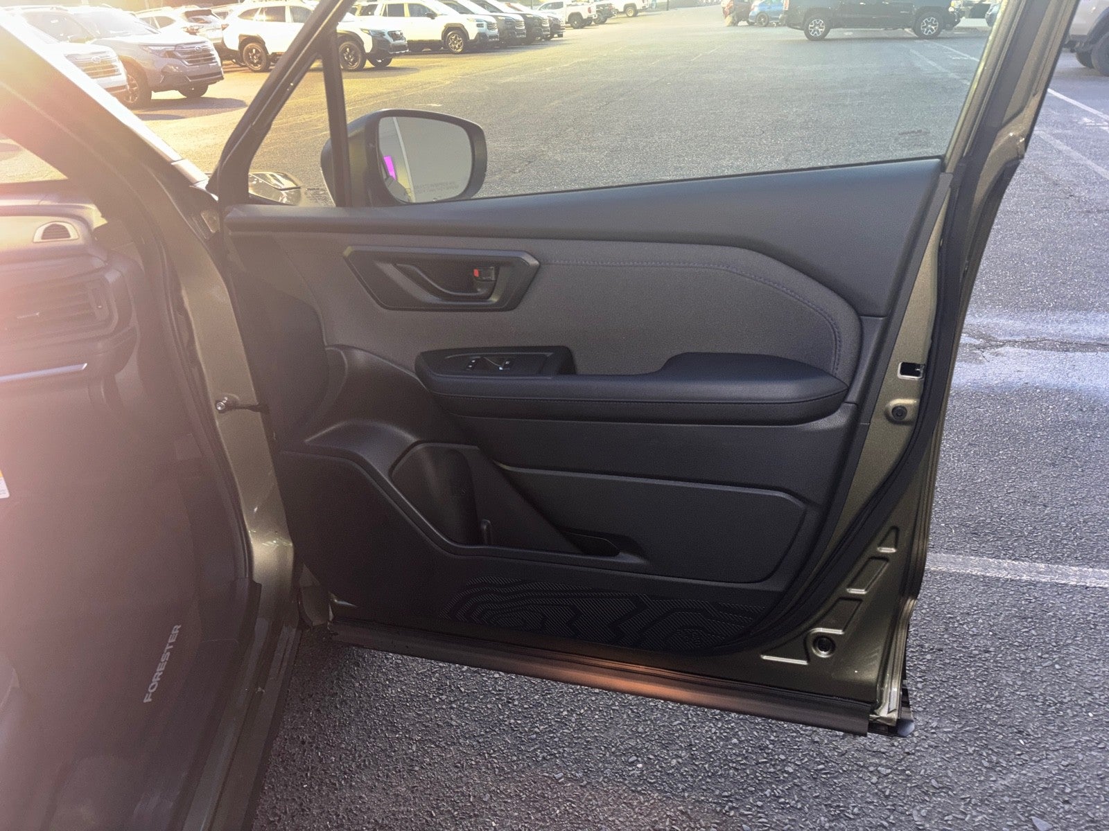 2025 Subaru FORESTER Premium