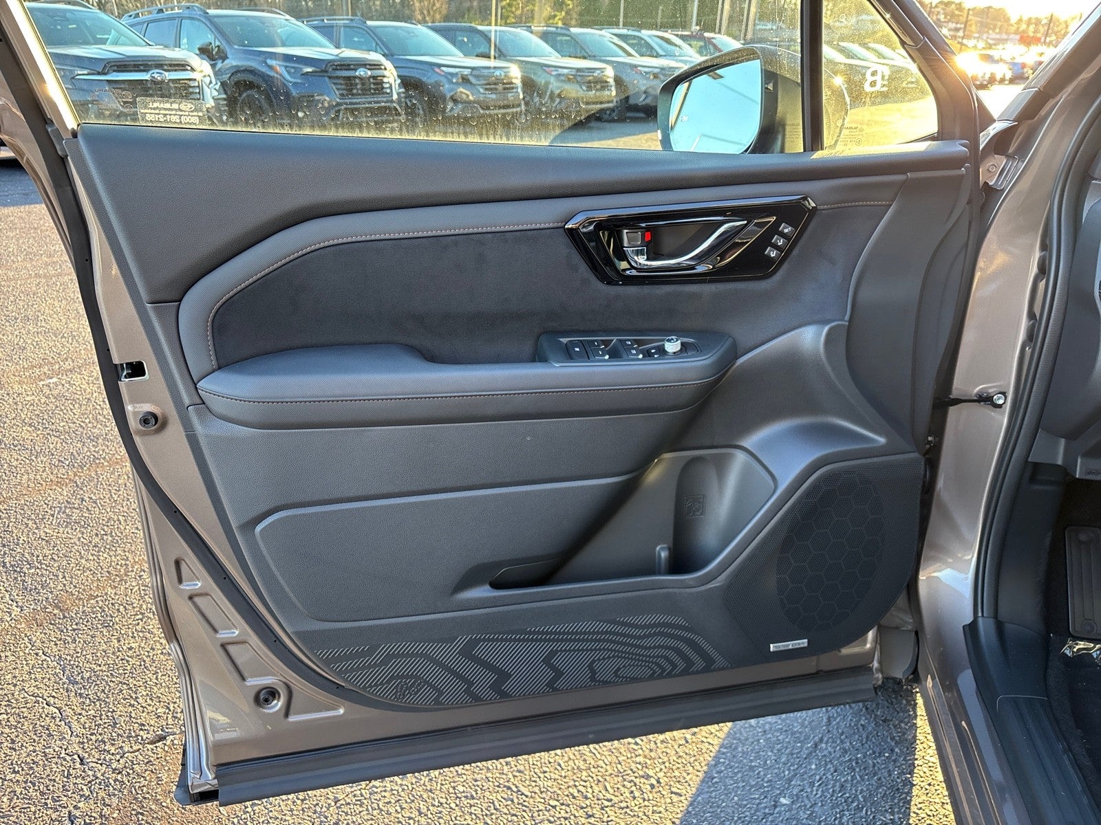 2025 Subaru FORESTER Touring Hybrid