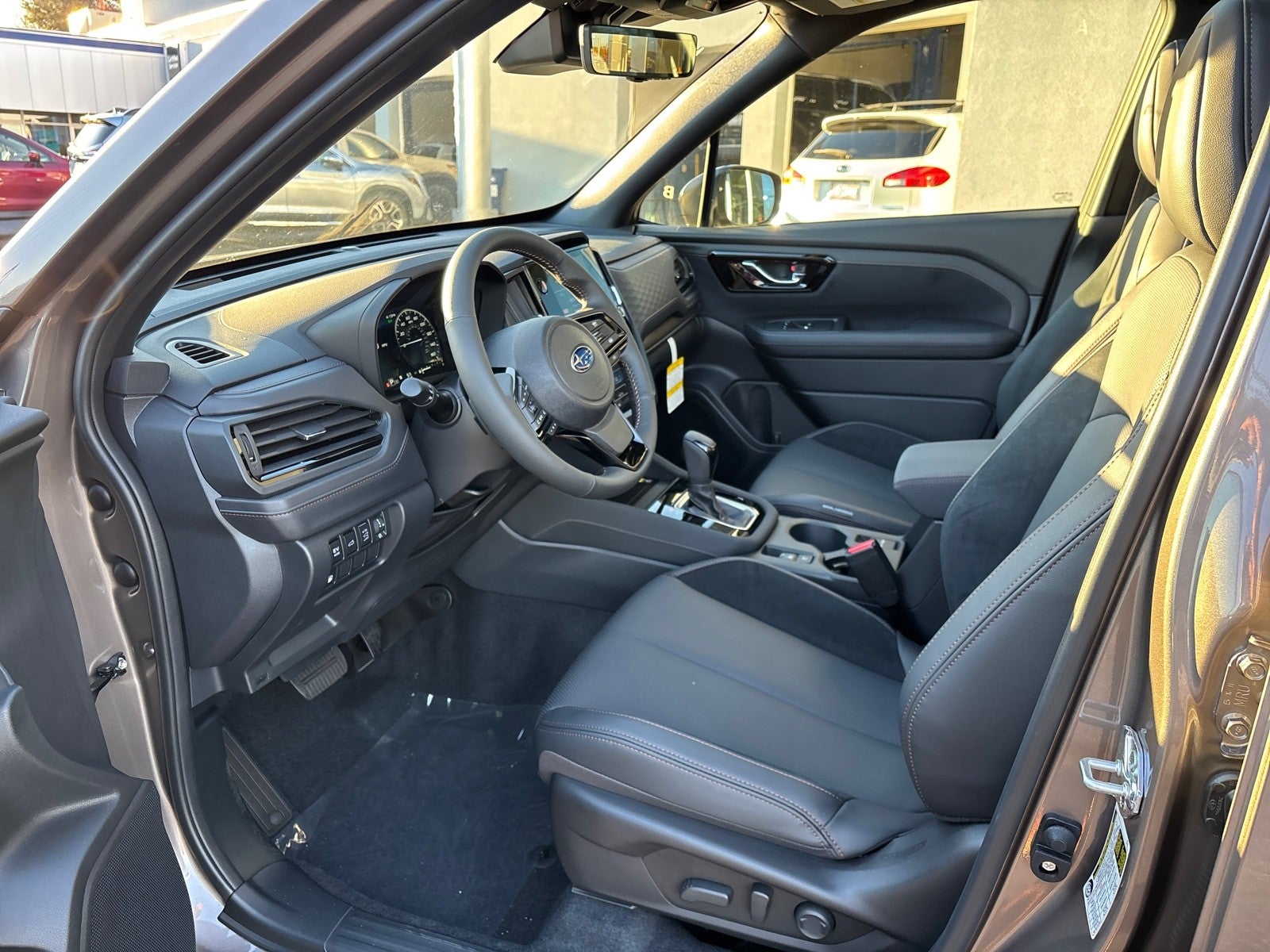 2025 Subaru FORESTER Touring Hybrid