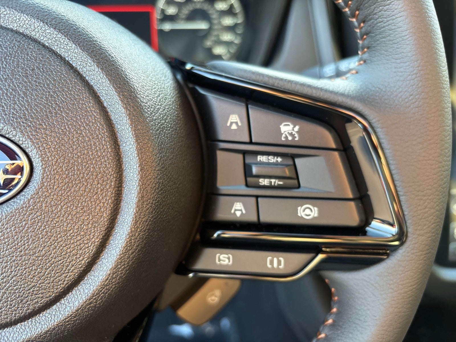 2025 Subaru FORESTER Touring Hybrid