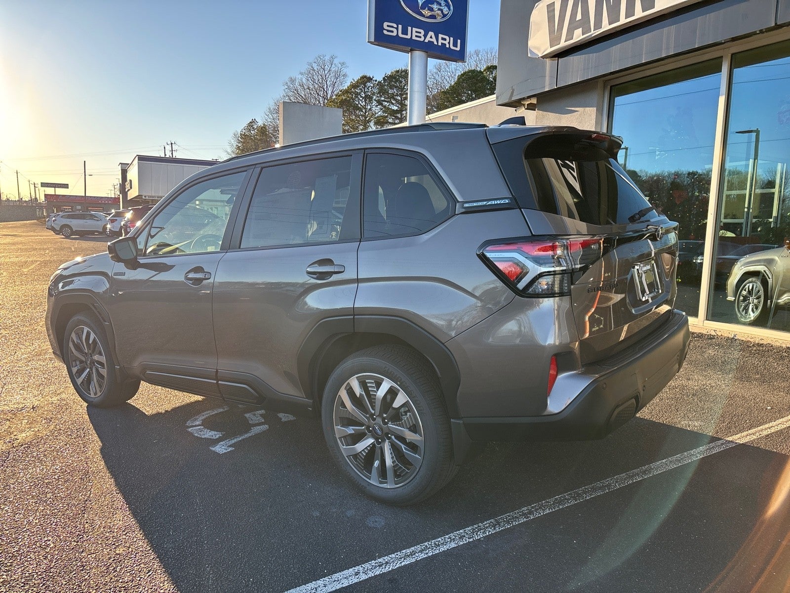 2025 Subaru FORESTER Touring Hybrid
