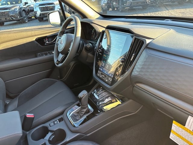 2025 Subaru FORESTER Touring Hybrid