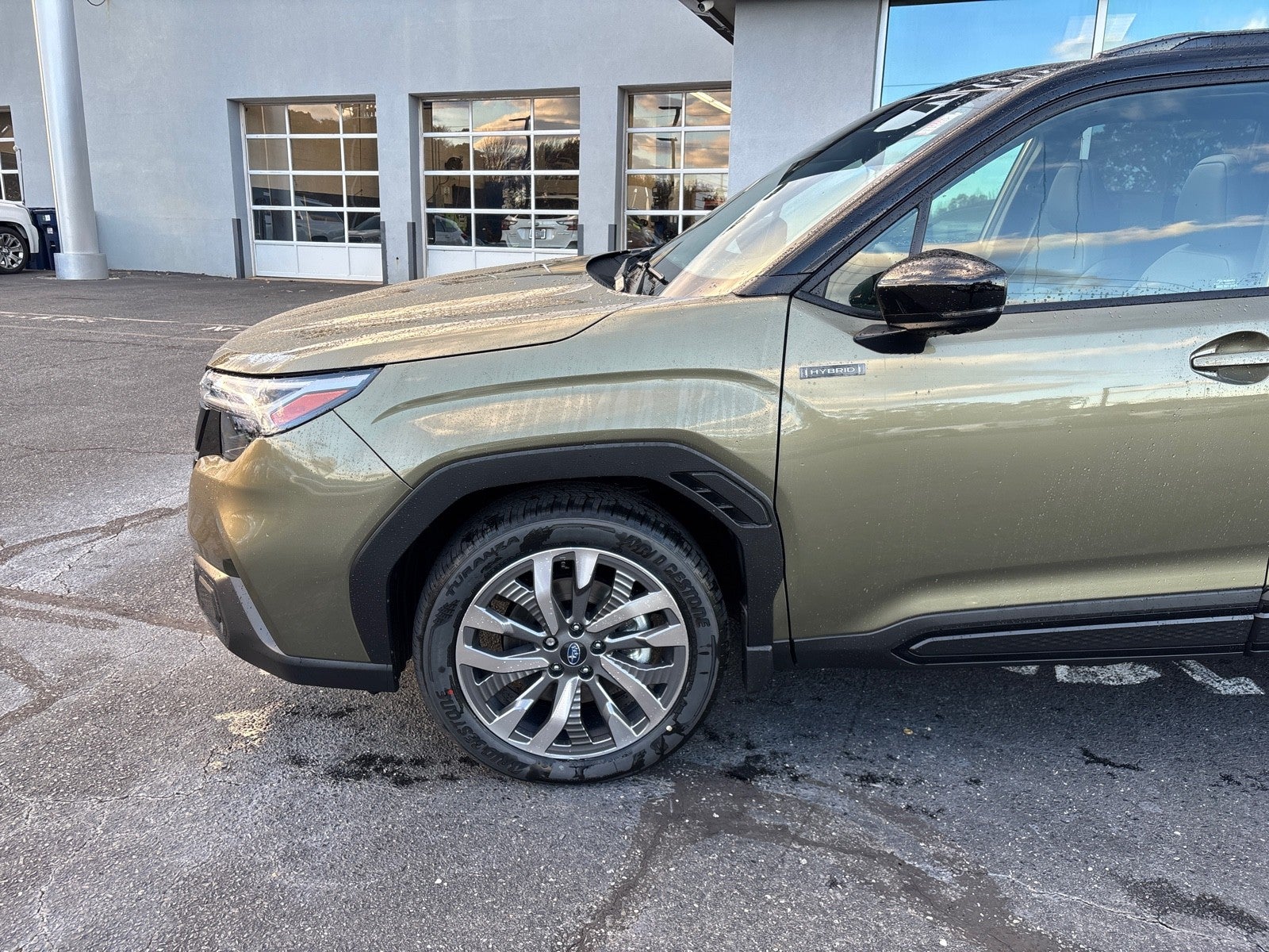 2025 Subaru FORESTER Touring Hybrid