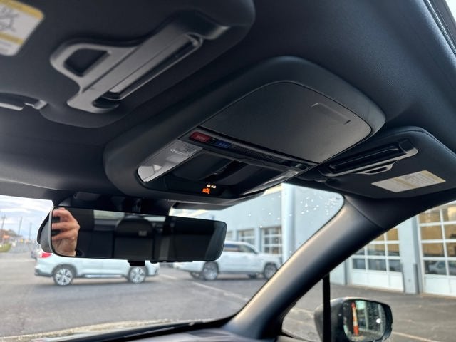 2025 Subaru FORESTER Touring Hybrid