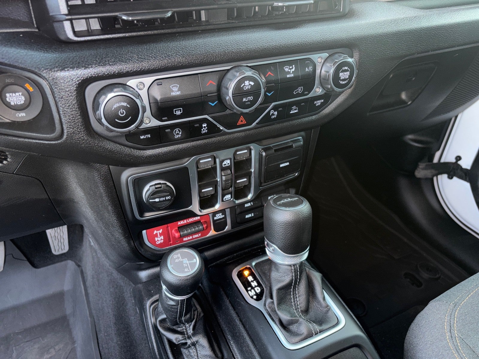 2025 Jeep Gladiator Big Bear