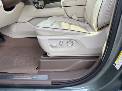 2024 GMC Yukon XL Denali
