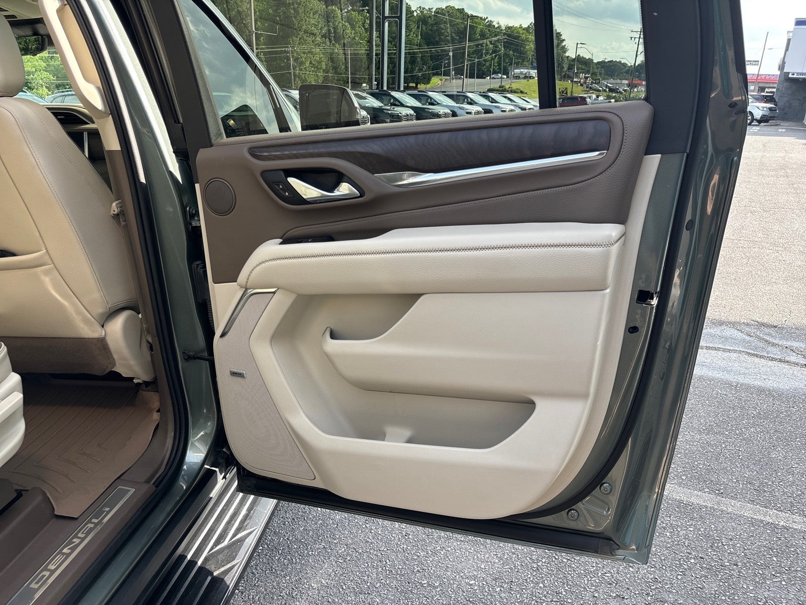 2024 GMC Yukon XL Denali