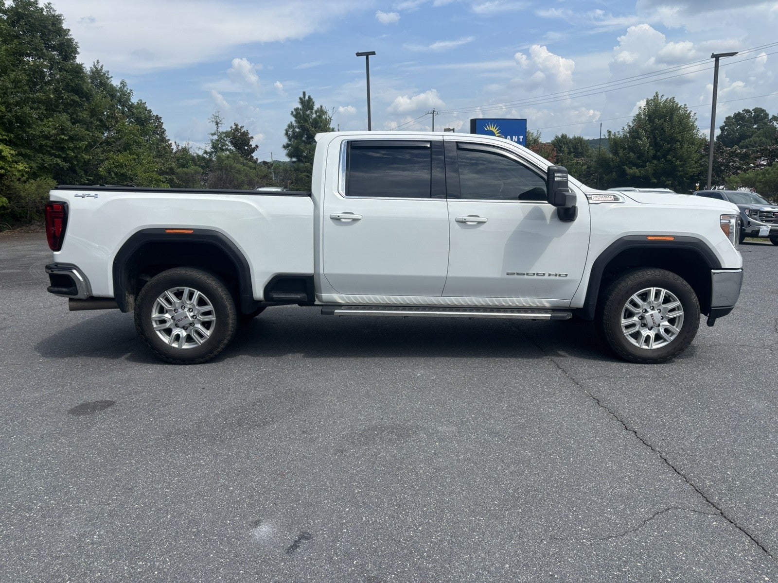 2022 GMC Sierra 2500HD SLE