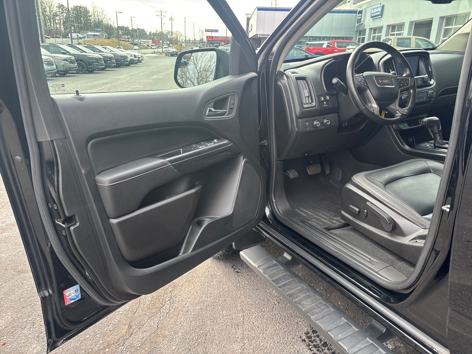 2021 GMC Canyon 4WD AT4 w/Leather