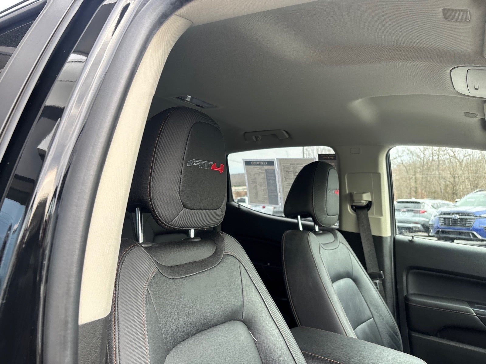2021 GMC Canyon 4WD AT4 w/Leather