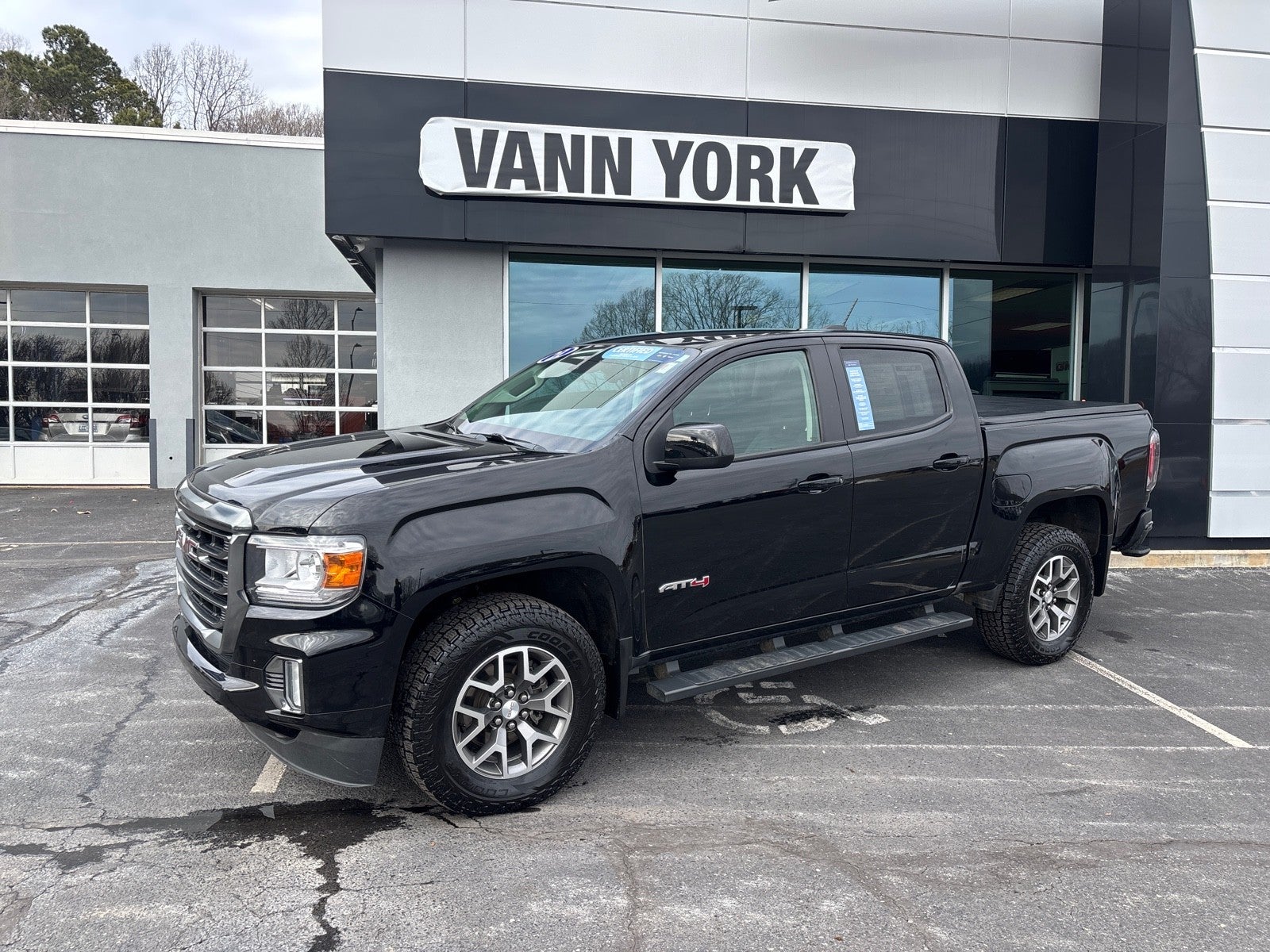2021 GMC Canyon 4WD AT4 w/Leather