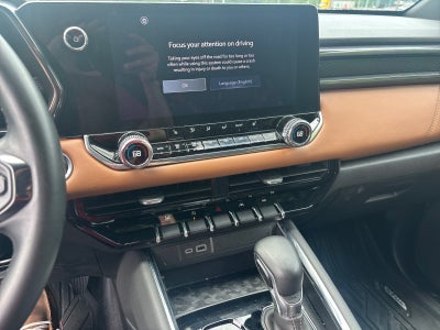 2025 GMC Canyon 4WD AT4
