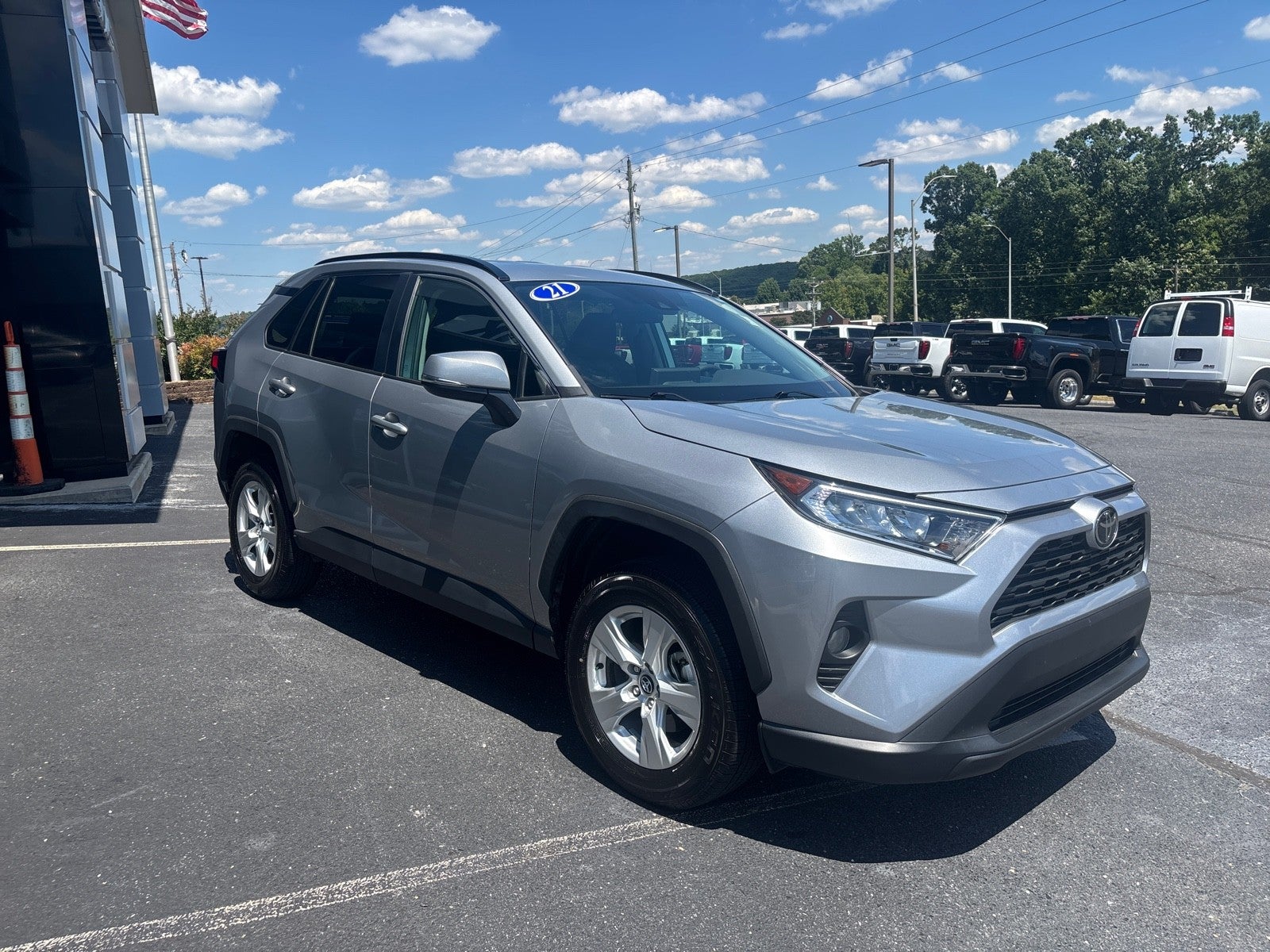 2021 Toyota RAV4 XLE