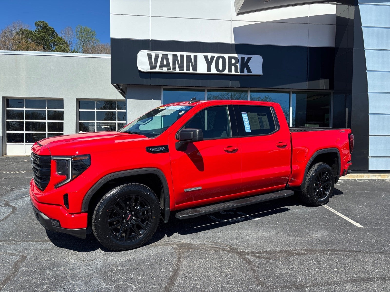 2023 GMC Sierra 1500 Elevation