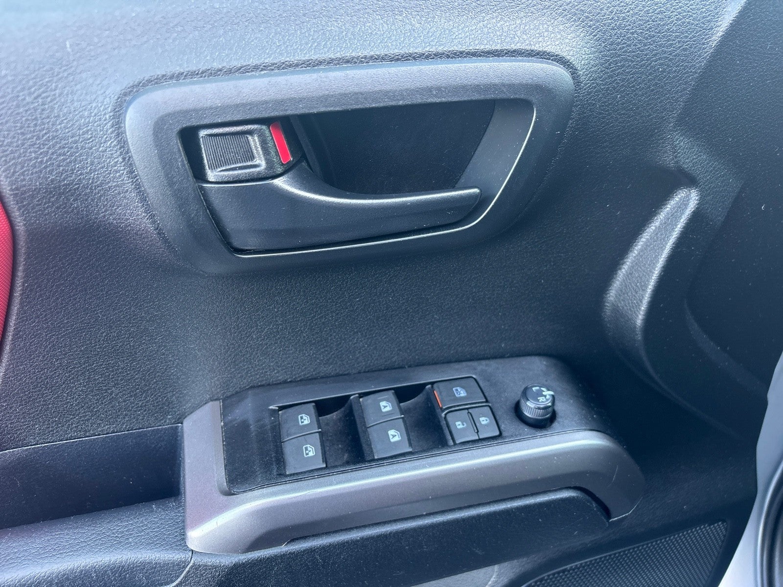 2023 Toyota Tacoma 4WD SR5