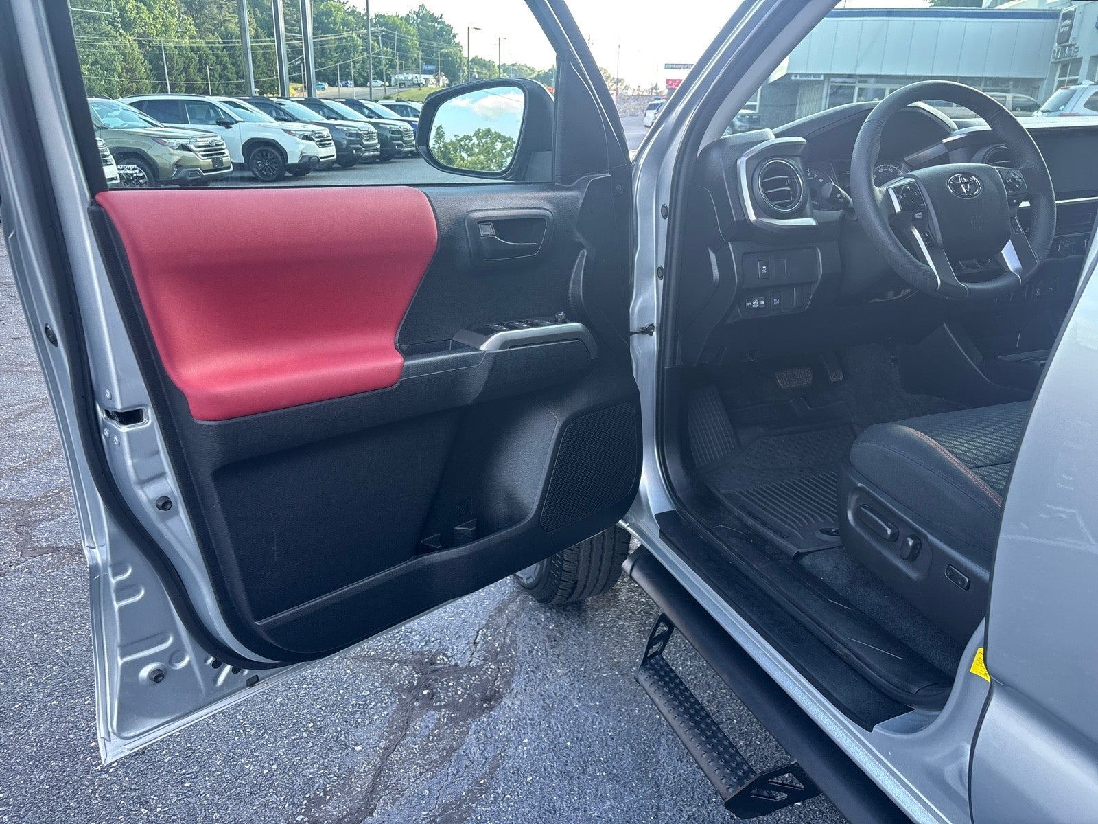 2023 Toyota Tacoma 4WD SR5