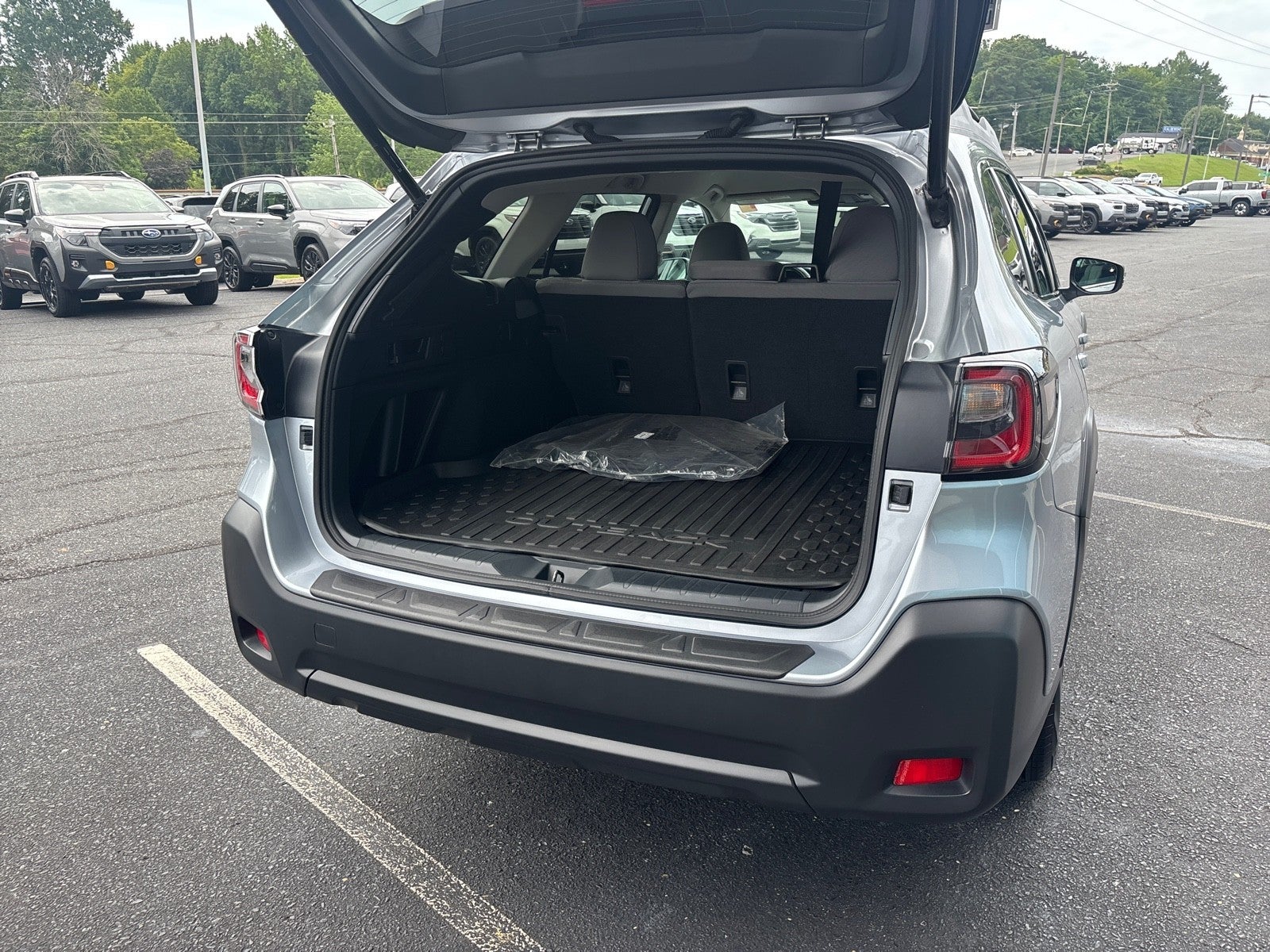 2025 Subaru Outback Premium