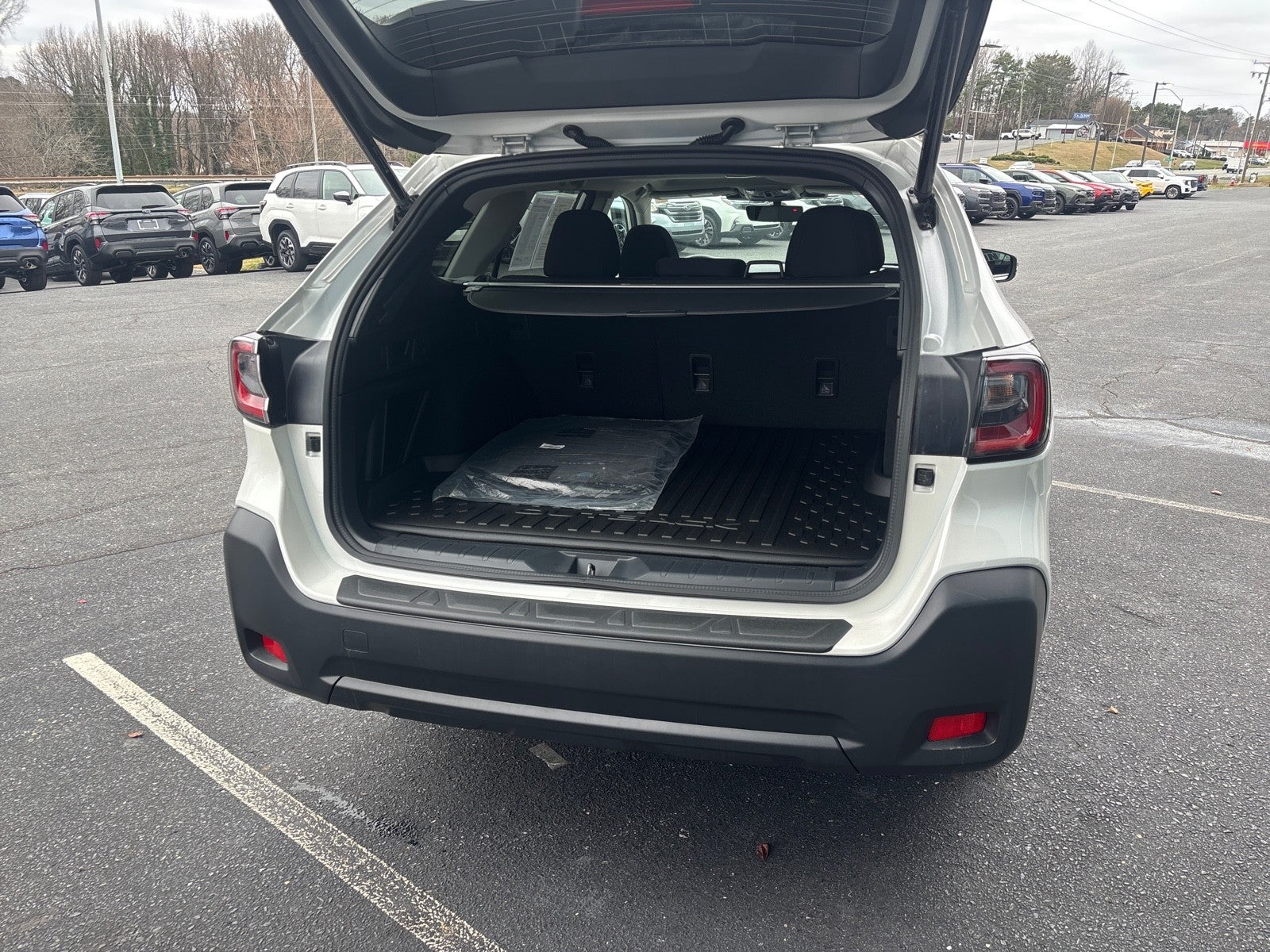 2025 Subaru Outback Premium