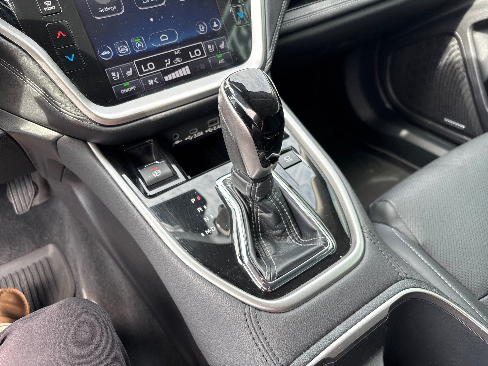 2024 Subaru Outback Touring XT