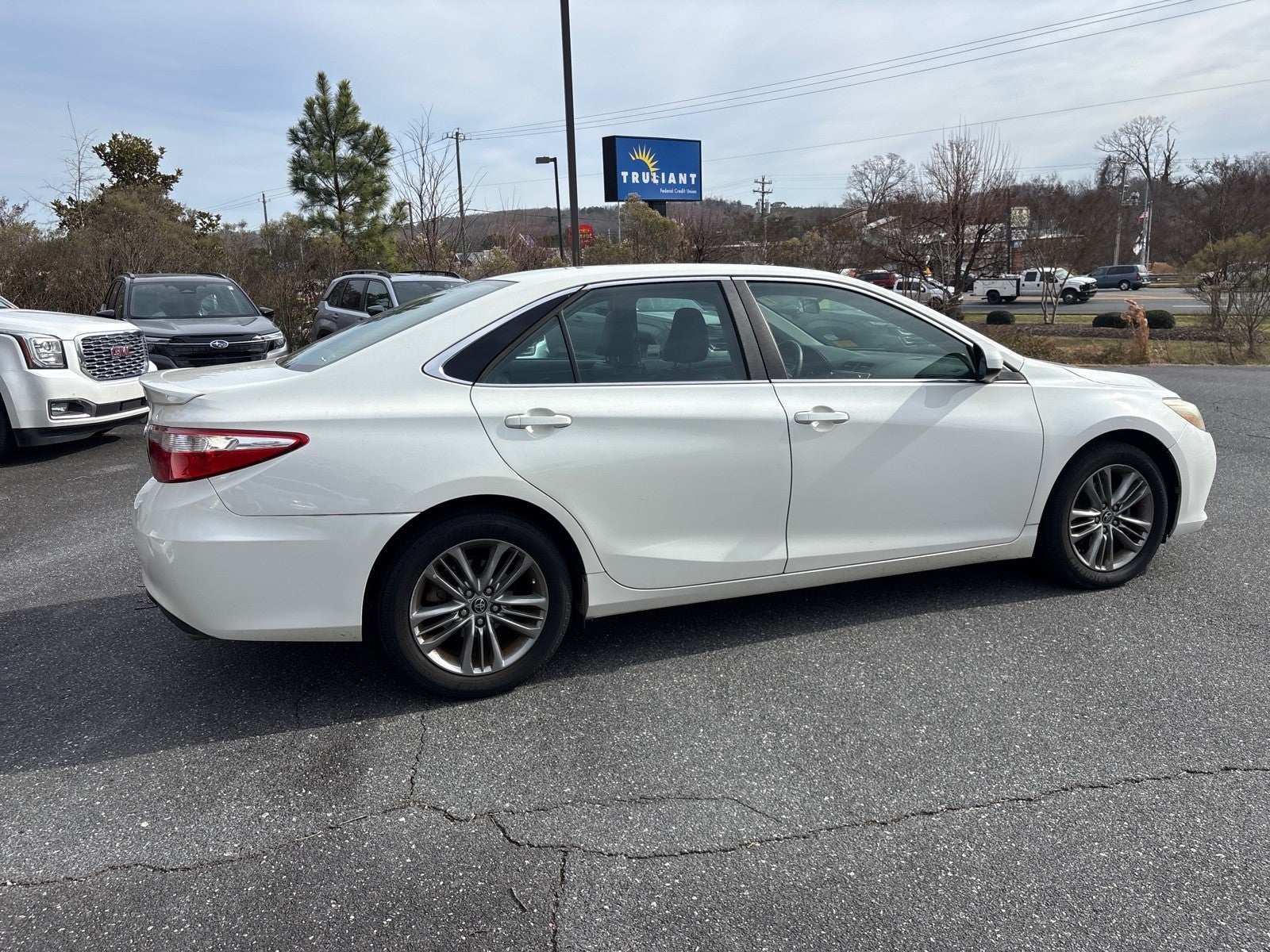 2015 Toyota Camry LE