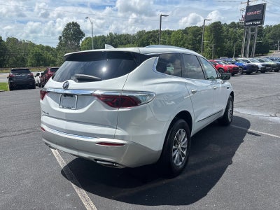 2022 Buick Enclave Essence