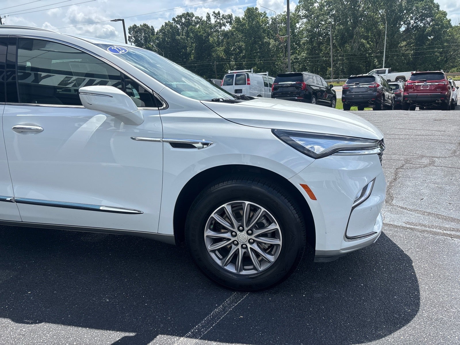 2022 Buick Enclave Essence