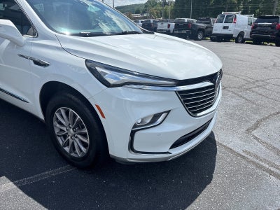 2022 Buick Enclave Essence