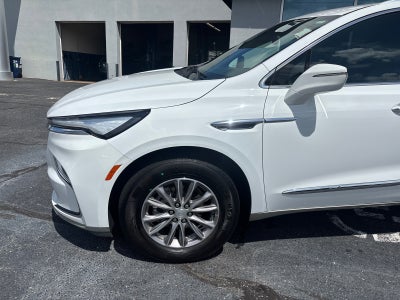 2022 Buick Enclave Essence