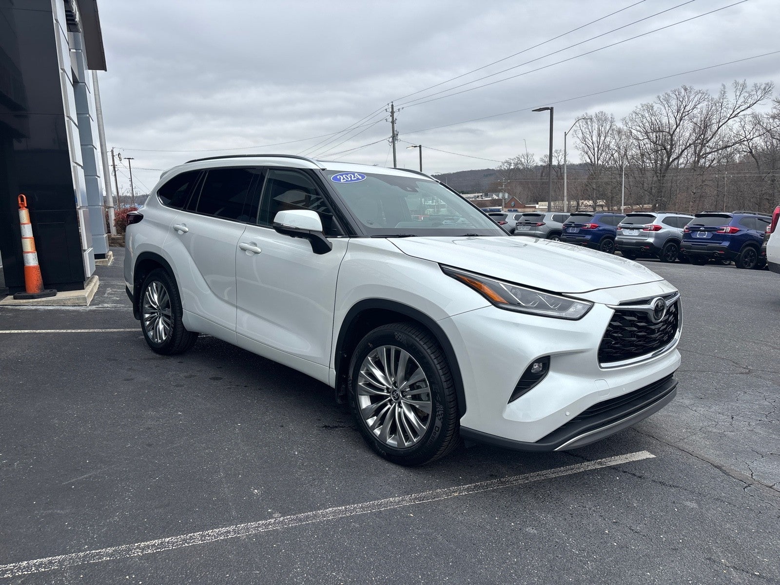 2024 Toyota Highlander Platinum