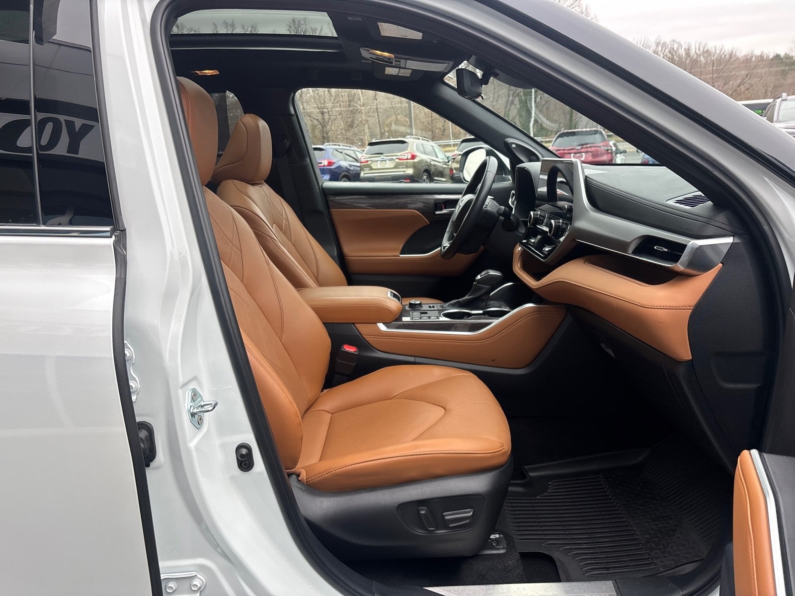 2024 Toyota Highlander Platinum