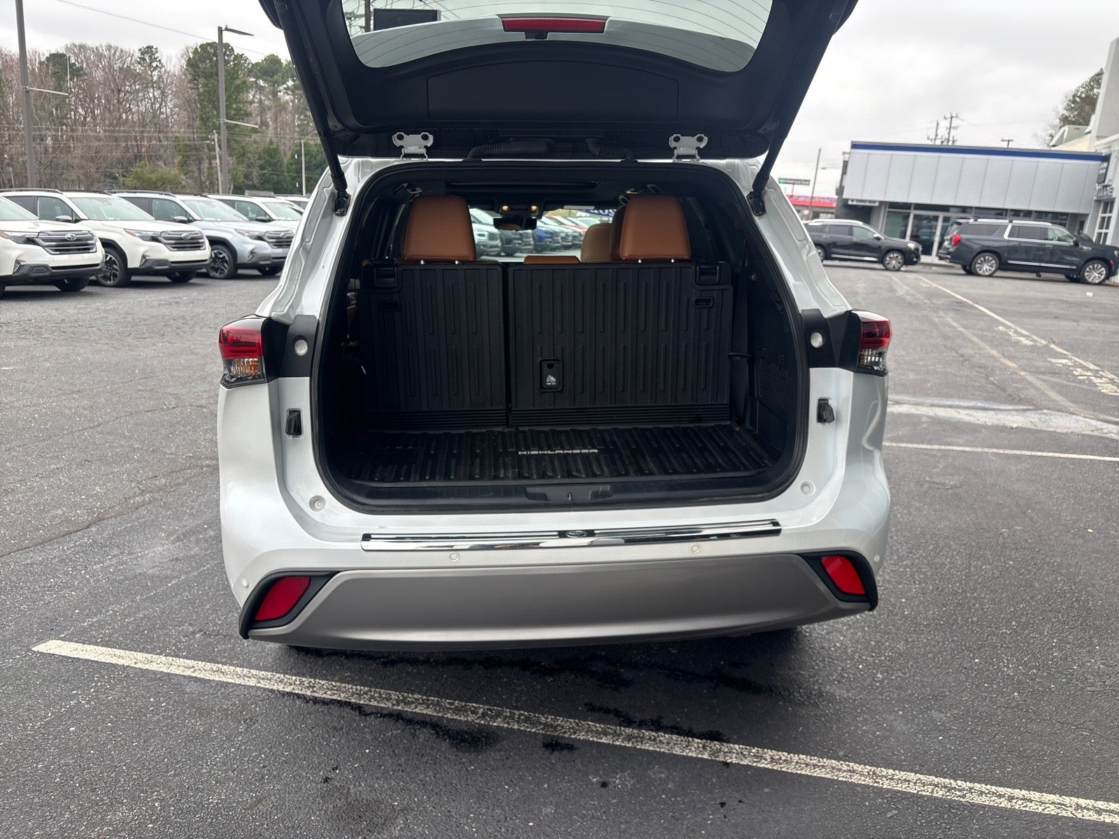 2024 Toyota Highlander Platinum