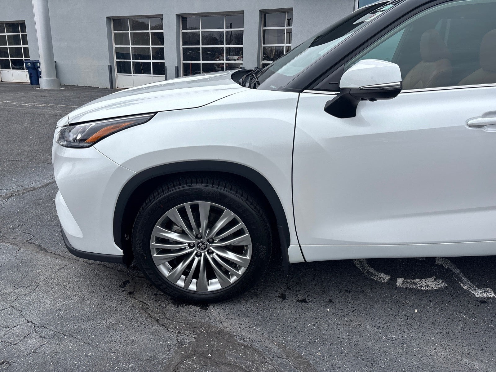 2024 Toyota Highlander Platinum