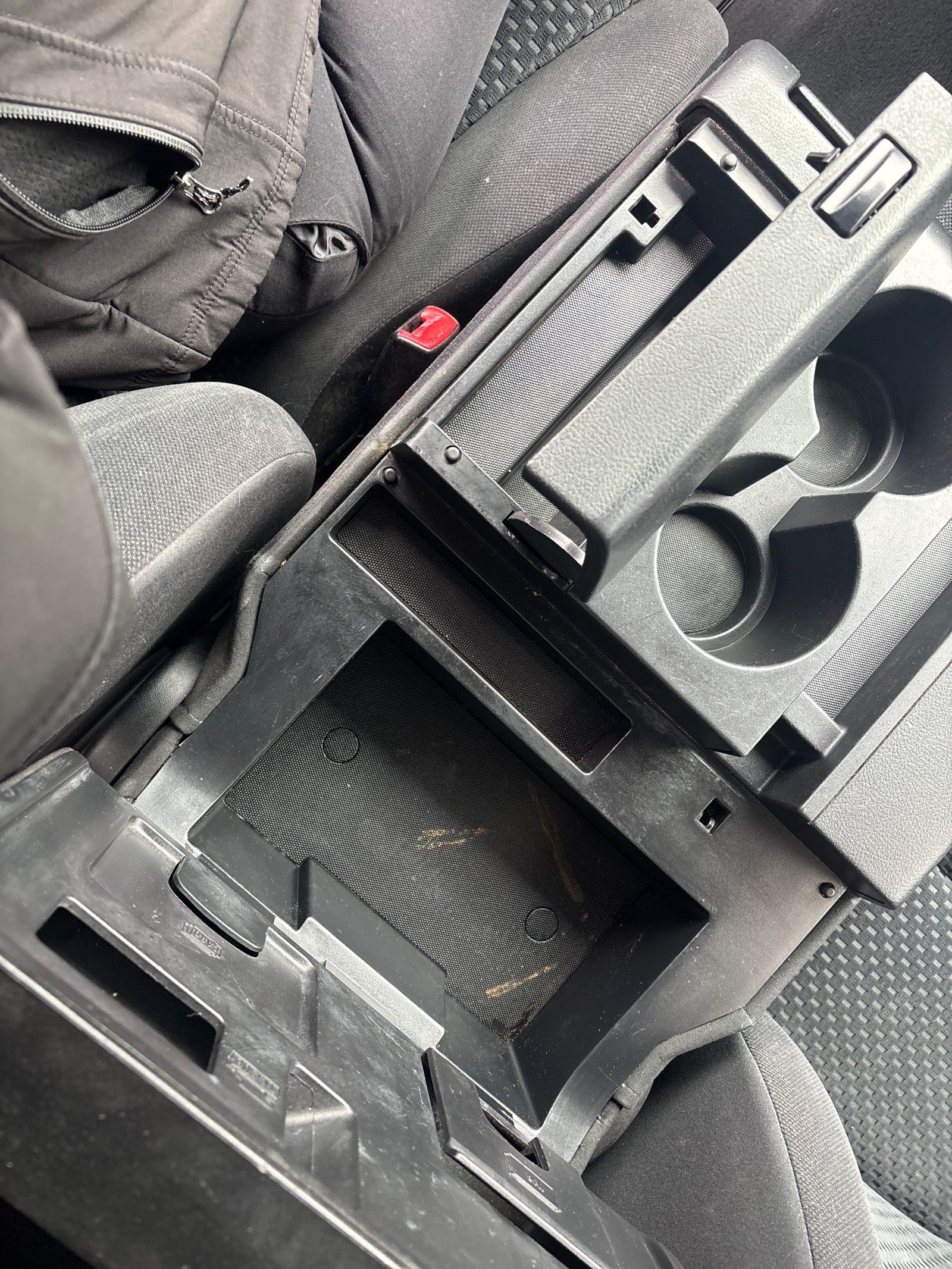 2011 Toyota Tundra 2WD Truck CrewMax 5.7L V8 6-Spd AT (Natl)