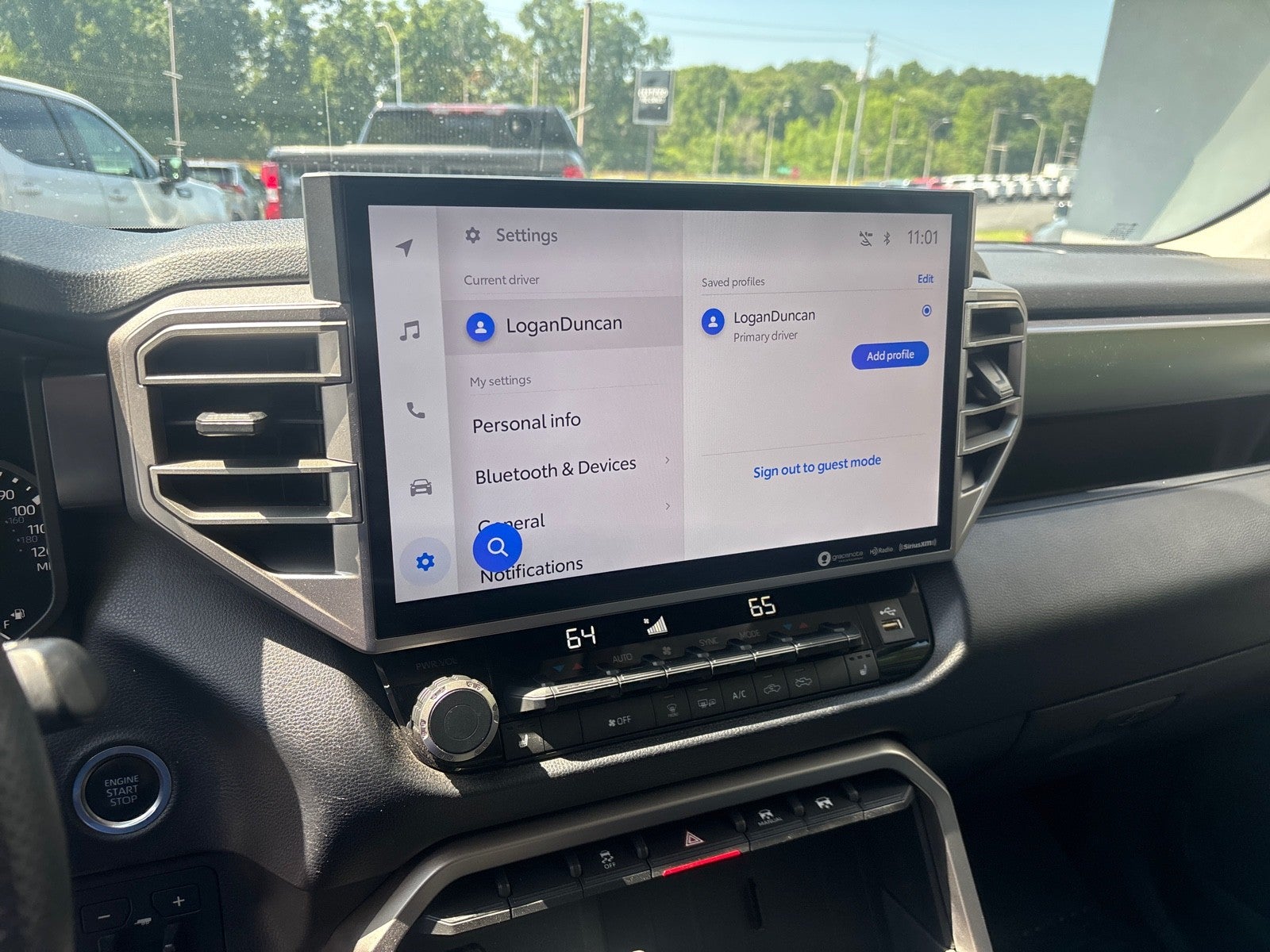 2022 Toyota Tundra 4WD SR5