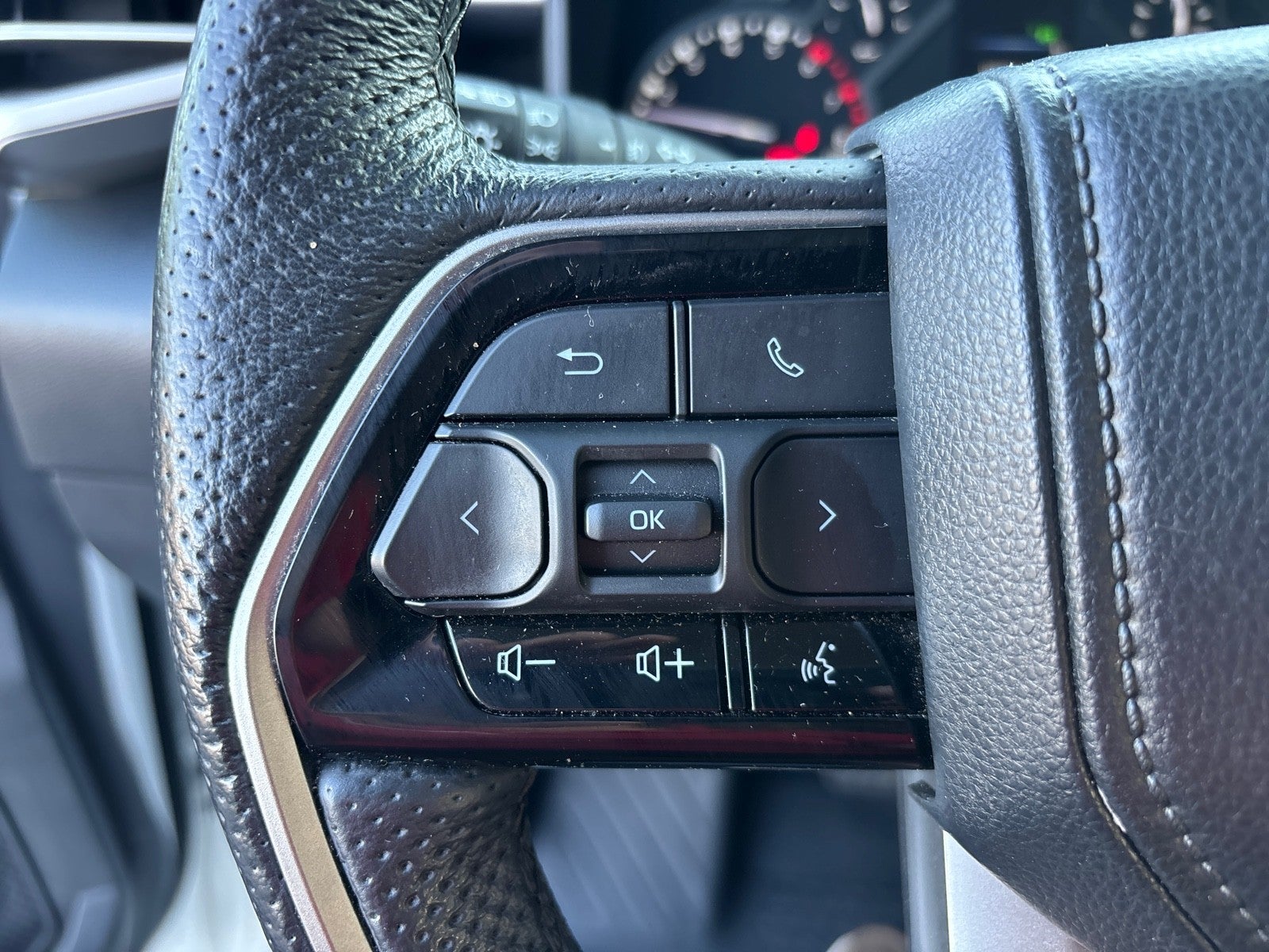 2022 Toyota Tundra 4WD SR5