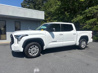 2022 Toyota Tundra 4WD SR5