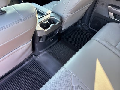 2022 Toyota Tundra 4WD SR5